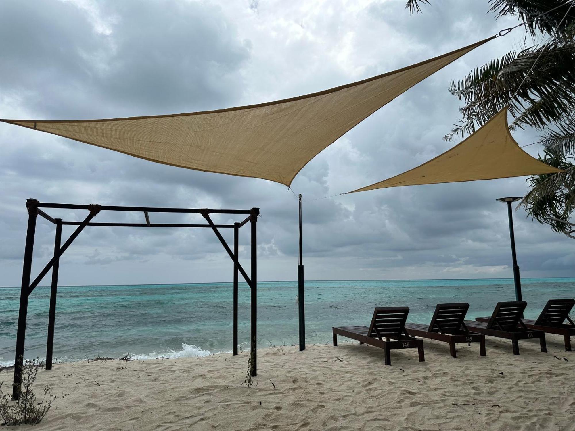 Atholhu Residence Fehendhoo Екстериор снимка