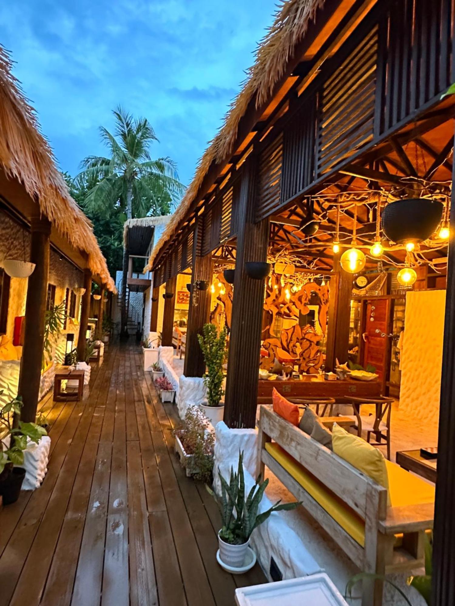 Atholhu Residence Fehendhoo Екстериор снимка