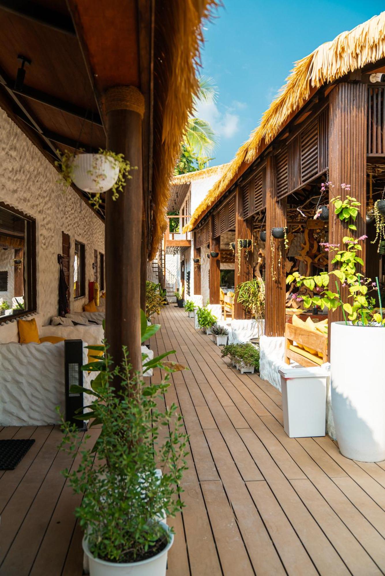 Atholhu Residence Fehendhoo Екстериор снимка